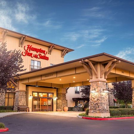 Hampton Inn & Suites Windsor-Sonoma Wine Country Exterior photo