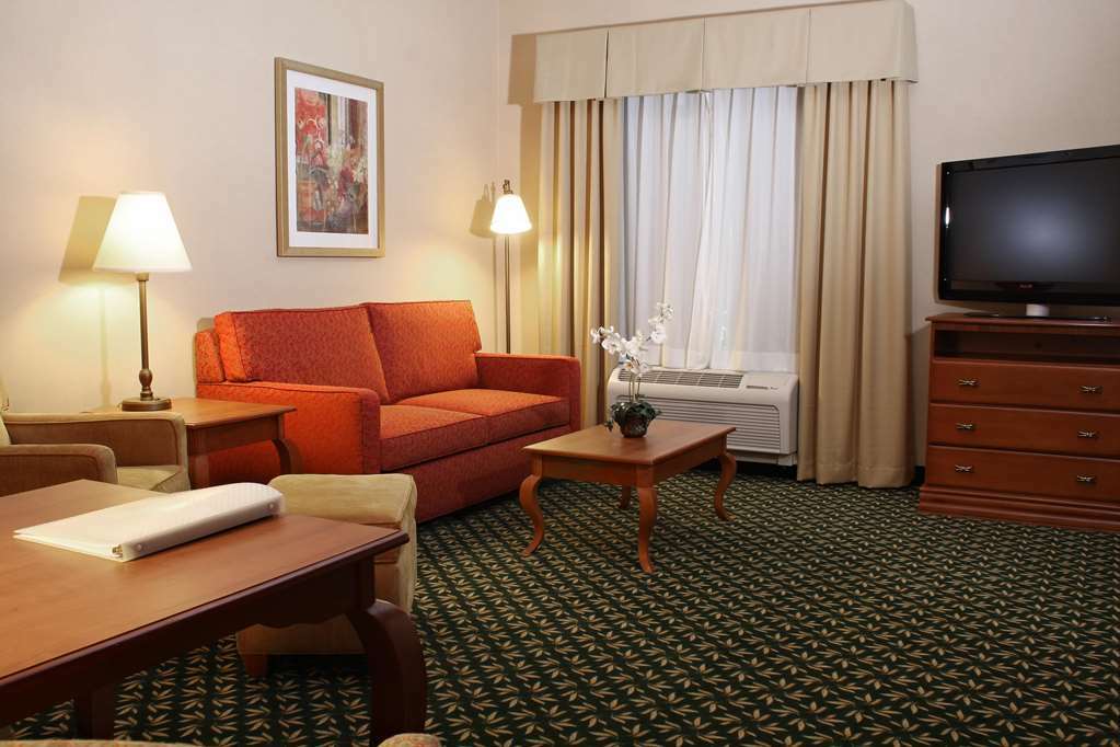 Hampton Inn & Suites Windsor-Sonoma Wine Country Room photo